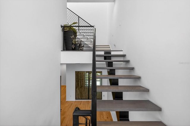 94 W DAVIS BOULEVARD, Tampa, FL 33606