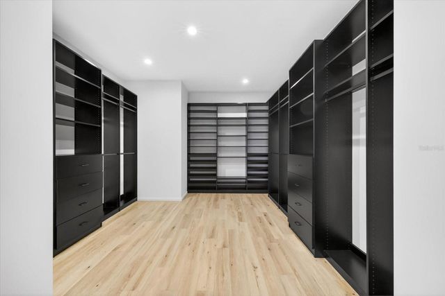 94 W DAVIS BOULEVARD, Tampa, FL 33606