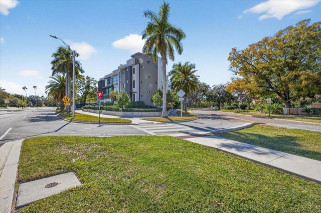 94 W DAVIS BOULEVARD, Tampa, FL 33606