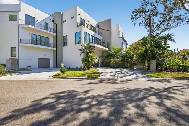 94 W DAVIS BOULEVARD, Tampa, FL 33606