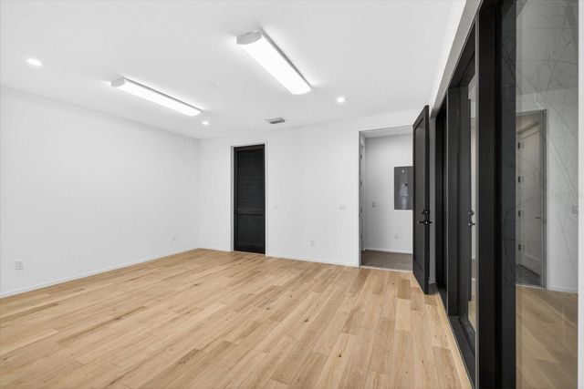 94 W DAVIS BOULEVARD, Tampa, FL 33606