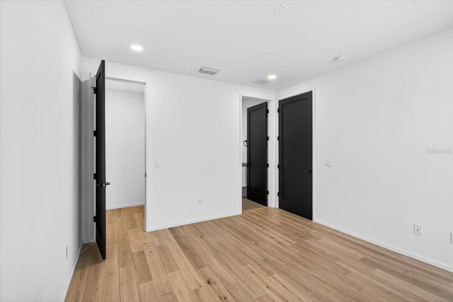 94 W DAVIS BOULEVARD, Tampa, FL 33606