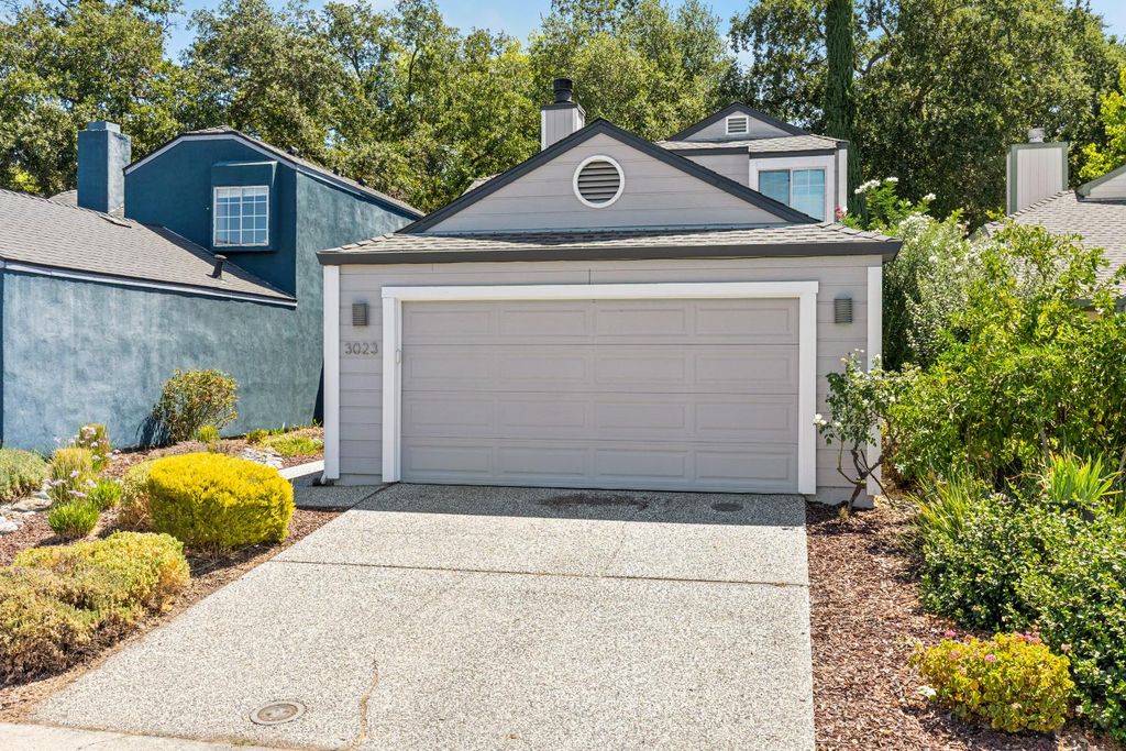 3023 Twin Creeks Ln, Rocklin, CA 95677