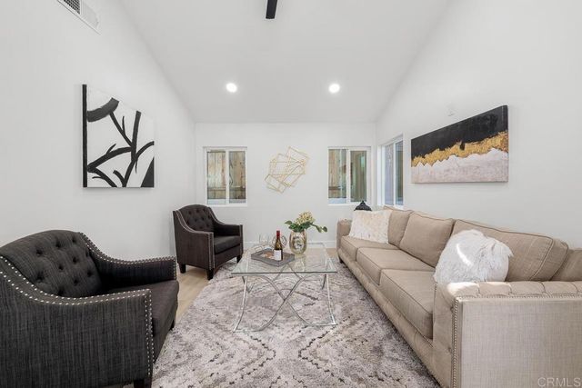 7118 Stanford Ave., La Mesa, CA 91942