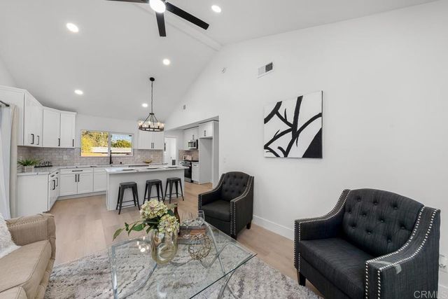 7118 Stanford Ave., La Mesa, CA 91942