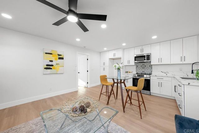 7118 Stanford Ave., La Mesa, CA 91942