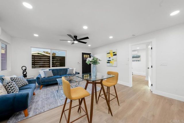 7118 Stanford Ave., La Mesa, CA 91942