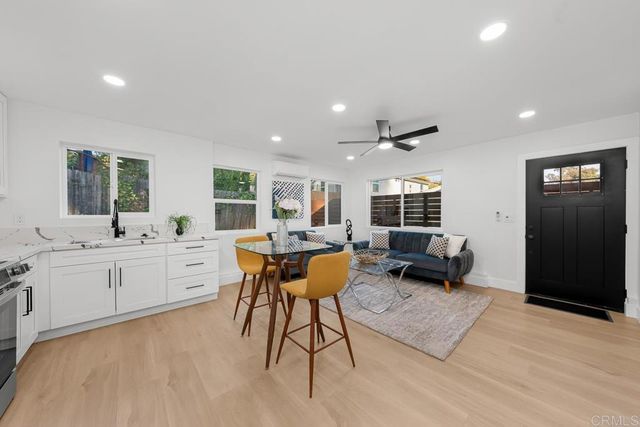 7118 Stanford Ave., La Mesa, CA 91942