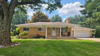 52498 Fayette Drive, Shelby Twp, MI 48316