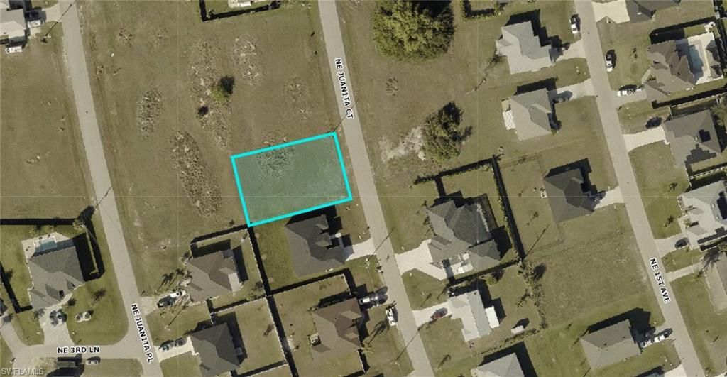 Image 1 of property listing at 458 NE Juanita CT, Cape Coral, FL 33909