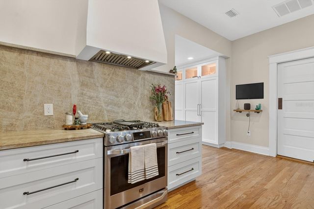 718 S BOULEVARD, Tampa, FL 33606