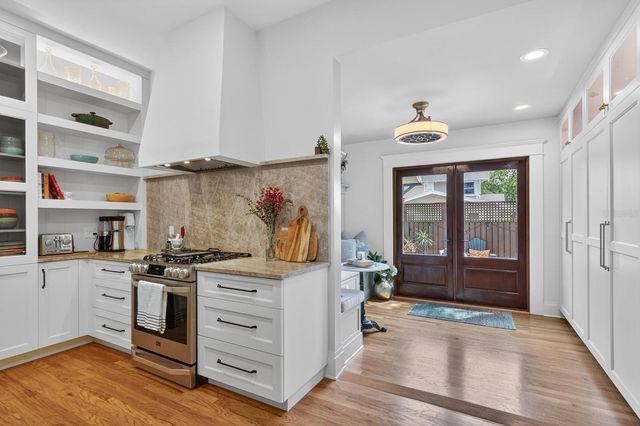 718 S BOULEVARD, Tampa, FL 33606