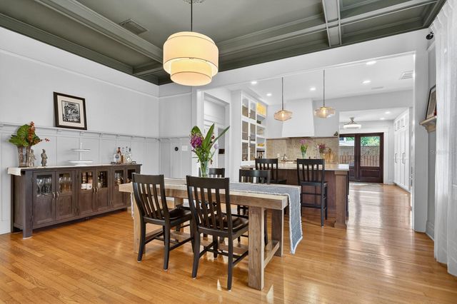 718 S BOULEVARD, Tampa, FL 33606