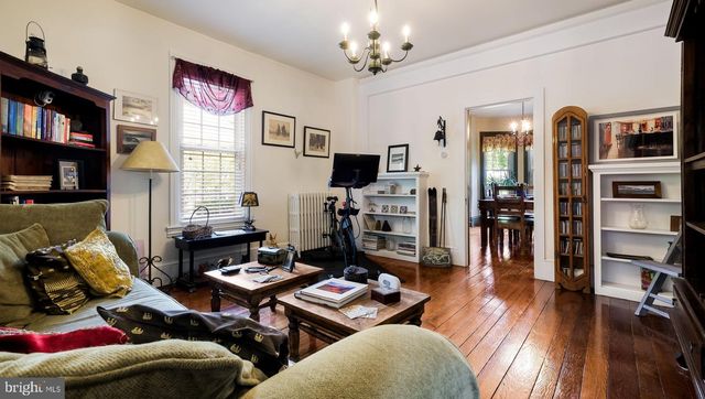 45 E BUTLER AVE, Doylestown, PA 18901