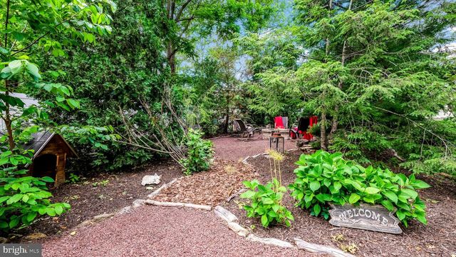 45 E BUTLER AVE, Doylestown, PA 18901