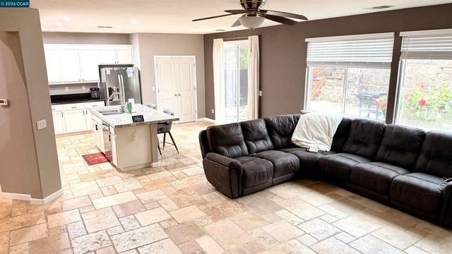 76 Tampico Ct, Bay Point, CA 94565