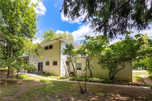 5801 Glad Boulevard, Kent, OH 44240