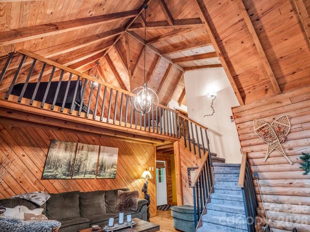 1040 Soquili Drive, Brevard, NC 28712