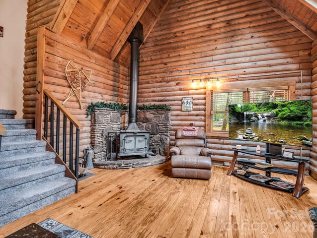 1040 Soquili Drive, Brevard, NC 28712