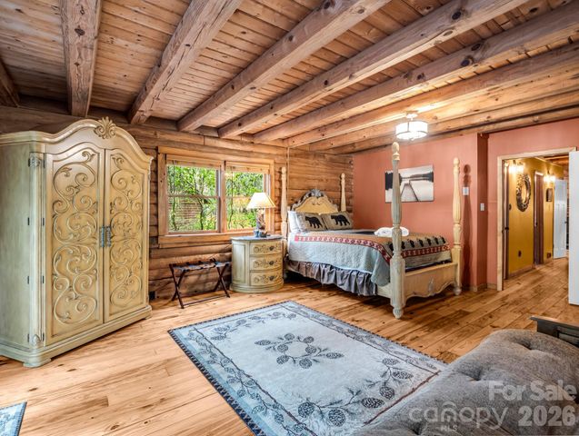 1040 Soquili Drive, Brevard, NC 28712