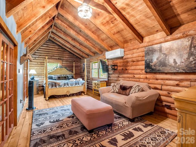 1040 Soquili Drive, Brevard, NC 28712