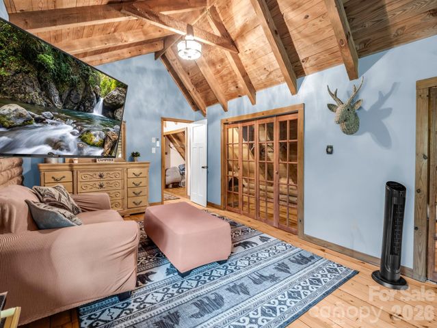 1040 Soquili Drive, Brevard, NC 28712