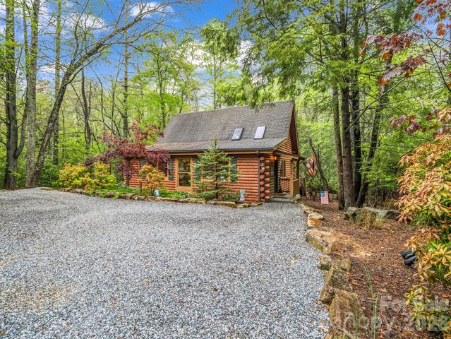 1040 Soquili Drive, Brevard, NC 28712