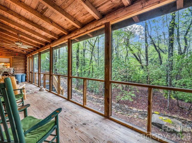 1040 Soquili Drive, Brevard, NC 28712
