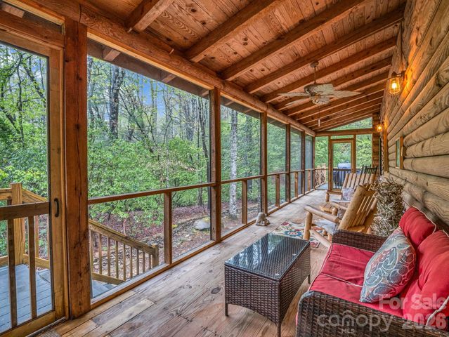 1040 Soquili Drive, Brevard, NC 28712