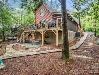 1040 Soquili Drive, Brevard, NC 28712