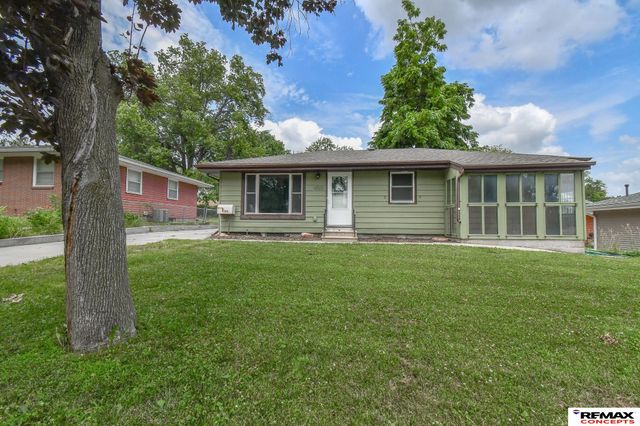 4500 Pioneers Boulevard, Lincoln, NE 68506