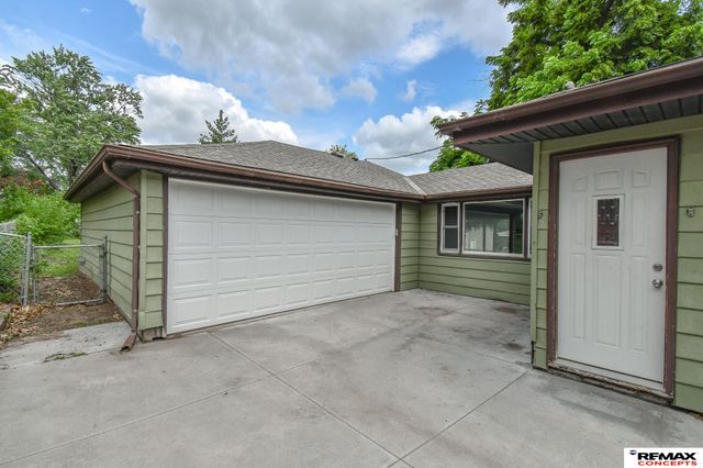 4500 Pioneers Boulevard, Lincoln, NE 68506