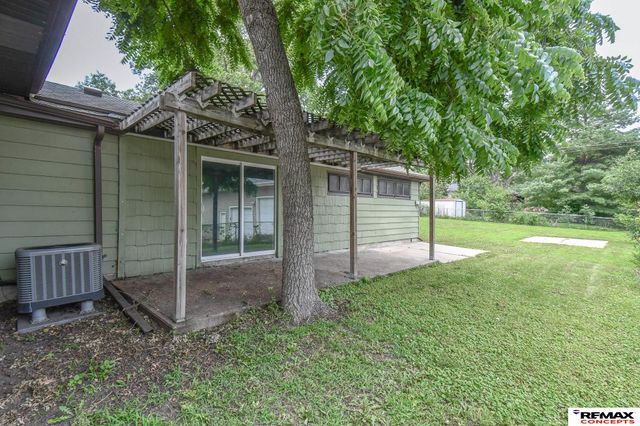 4500 Pioneers Boulevard, Lincoln, NE 68506