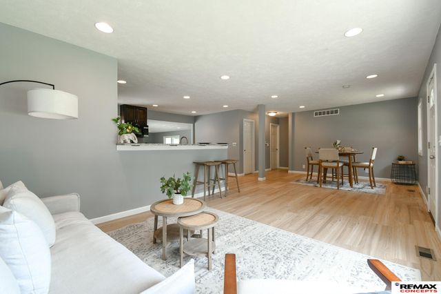 4500 Pioneers Boulevard, Lincoln, NE 68506