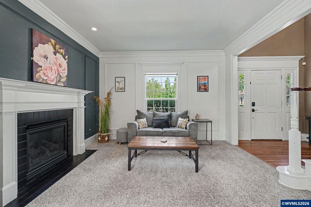 5490 Woodmill Dr SE, Salem, OR 97306