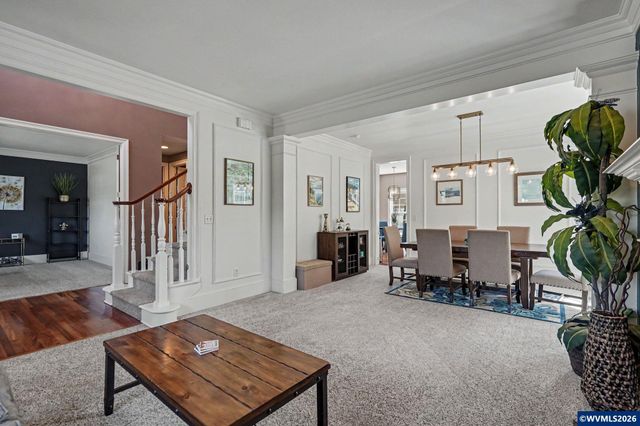 5490 Woodmill Dr SE, Salem, OR 97306
