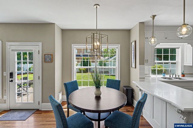 5490 Woodmill Dr SE, Salem, OR 97306