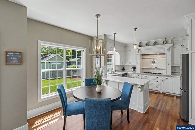5490 Woodmill Dr SE, Salem, OR 97306