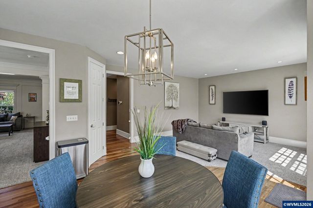 5490 Woodmill Dr SE, Salem, OR 97306