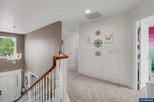 5490 Woodmill Dr SE, Salem, OR 97306