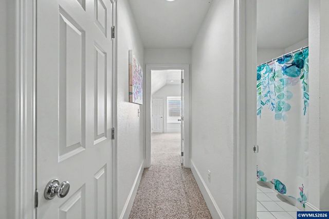 5490 Woodmill Dr SE, Salem, OR 97306