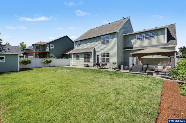5490 Woodmill Dr SE, Salem, OR 97306