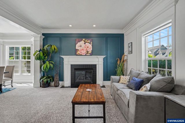 5490 Woodmill Dr SE, Salem, OR 97306