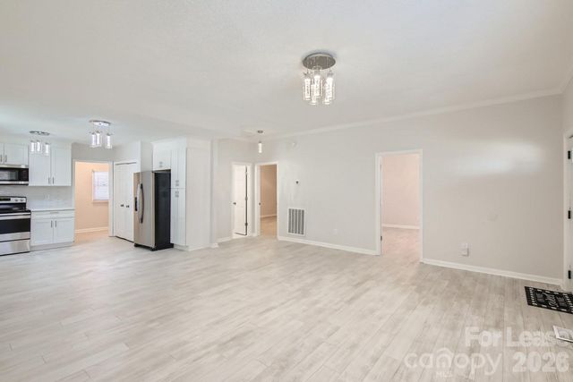 106 S Dalton Street, Gastonia, NC 28052