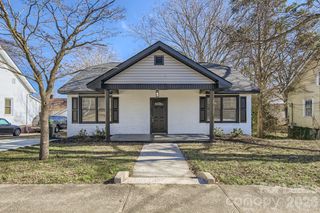 106 S Dalton Street, Gastonia, NC 28052