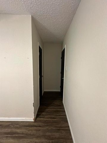 6718 Live Oak Drive, Rosharon, TX 77583