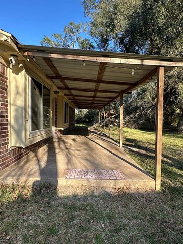 6718 Live Oak Drive, Rosharon, TX 77583