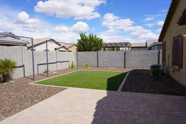 654 E BUCKINGHAM Avenue, Gilbert, AZ 85297