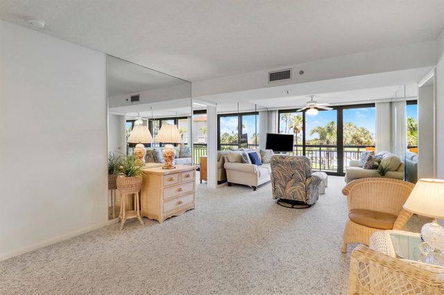 401 S Seas Drive 203, Jupiter, FL 33477