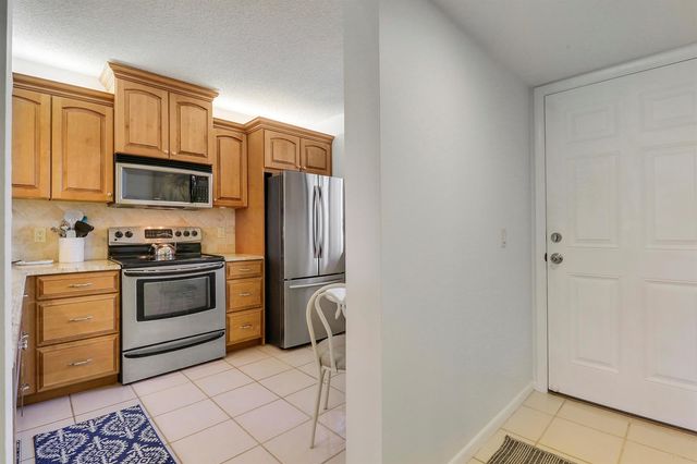 401 S Seas Drive 203, Jupiter, FL 33477